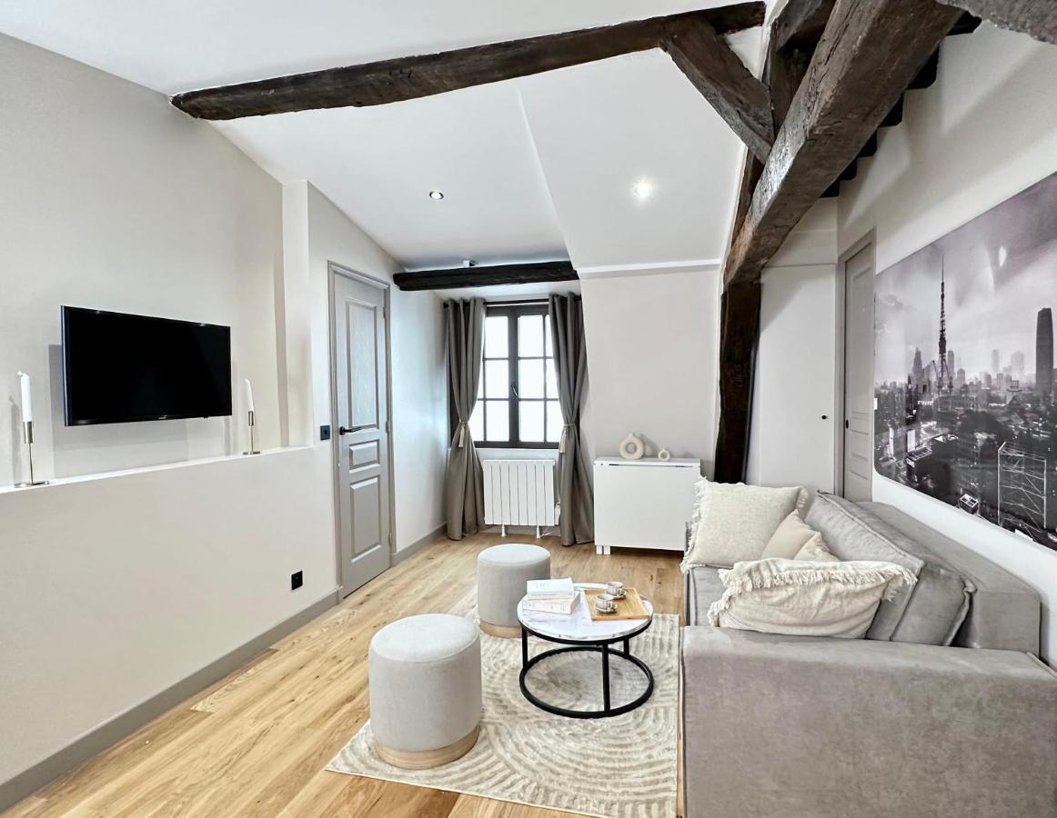 Le Marais' Finest Luxurious Apartment París Exterior foto