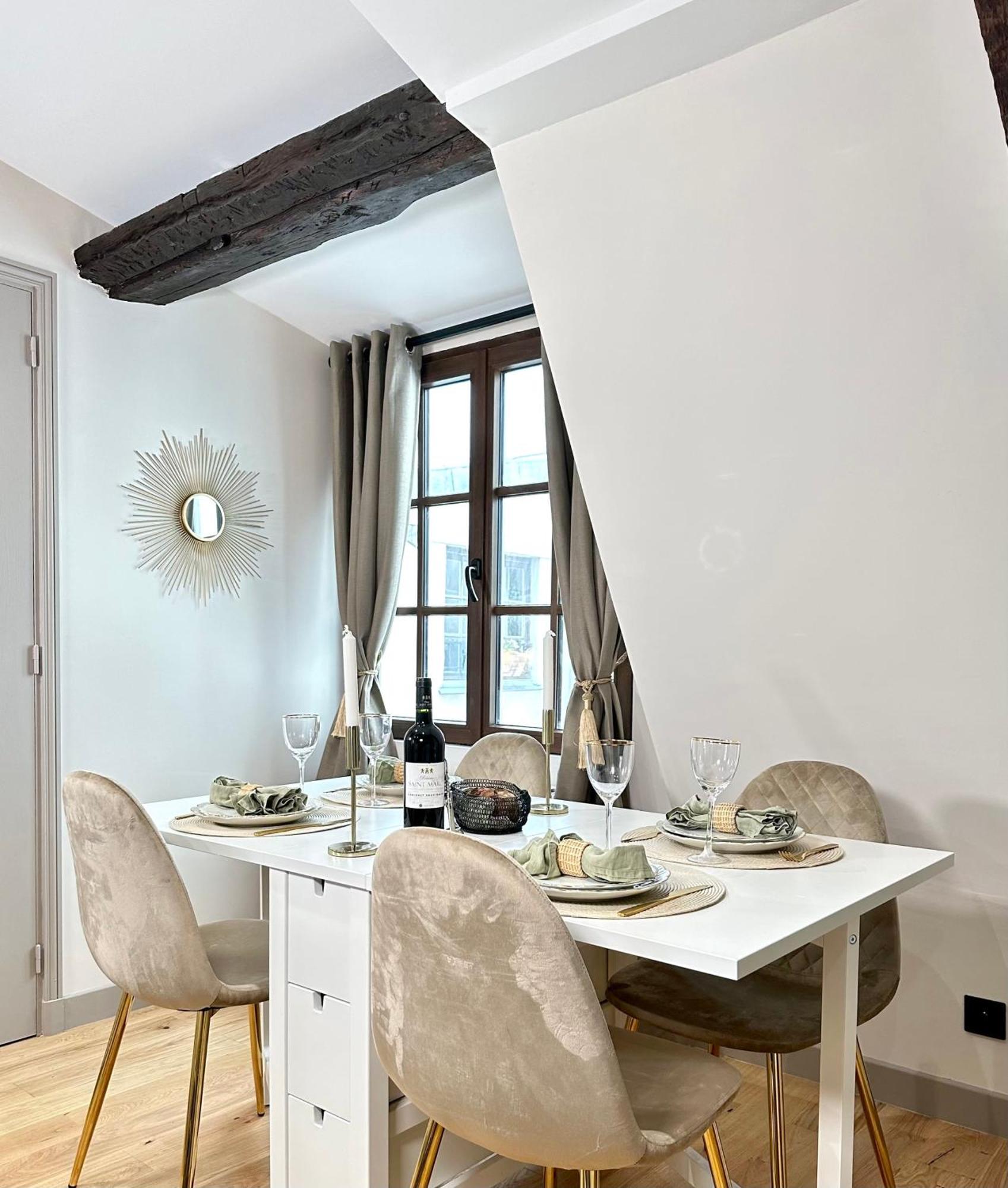 Le Marais' Finest Luxurious Apartment París Exterior foto