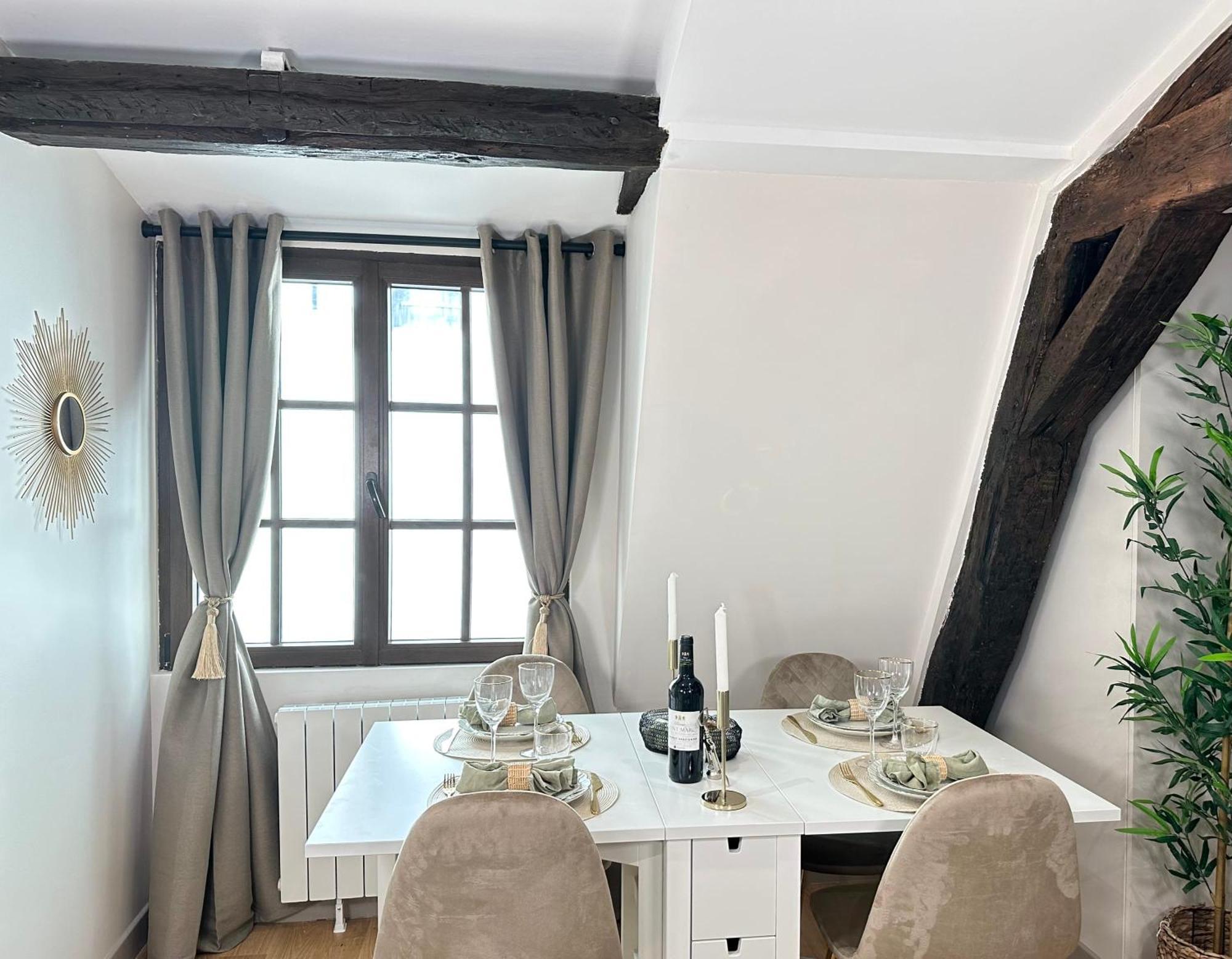 Le Marais' Finest Luxurious Apartment París Exterior foto